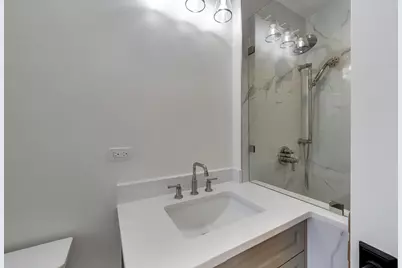 1910 W Fletcher Street, Chicago, IL 60657 - Photo 31