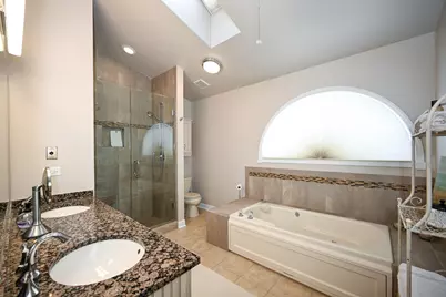 880 Hampton Drive, Carol Stream, IL 60188 - Photo 21