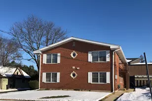 211 N Bothwell St, Palatine, IL 60067 - Photo 1