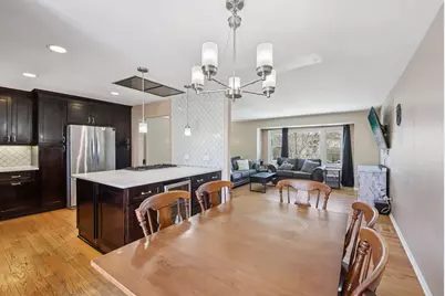 7290 Gladiola Avenue, Hanover Park, IL 60133 - Photo 5