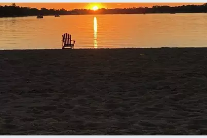 204 Lakeshore Drive, Crystal Lake, IL 60014 - Photo 45