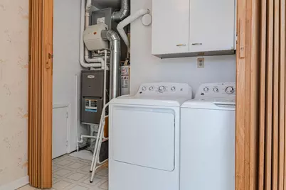 204 Lakeshore Drive, Crystal Lake, IL 60014 - Photo 17