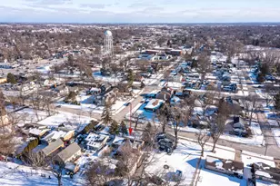 204 Lakeshore Dr, Crystal Lake, IL 60014 - Photo 43