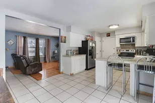 203 Edwards Dr, Normal, IL 61761 - Photo 11