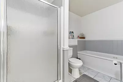 3805 Parkway Lane, Zion, IL 60099 - Photo 19
