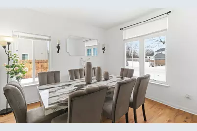 3805 Parkway Lane, Zion, IL 60099 - Photo 3