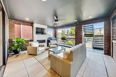 1509 W School Street #1, Chicago, IL 60657 - Photo 9