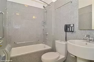 2734 N Lincoln Ave, Chicago, IL 60614 - Photo 19