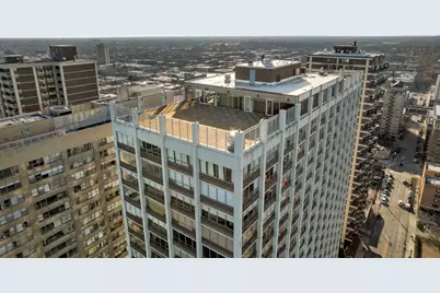 6171 N Sheridan Road #2407, Chicago, IL 60660 - Photo 11