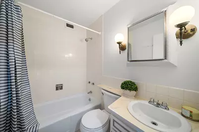 6171 N Sheridan Road #2407, Chicago, IL 60660 - Photo 7