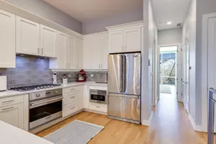 520 N Oakley Blvd, Chicago, IL 60612 - Photo 9