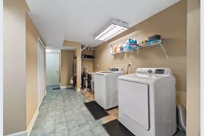 2418 W Martindale Drive, Westchester, IL 60154 - Photo 21