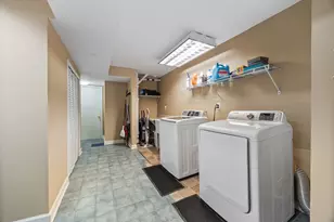 2418 W Martindale Dr, Westchester, IL 60154 - Photo 21