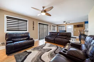 2418 W Martindale Dr, Westchester, IL 60154 - Photo 9