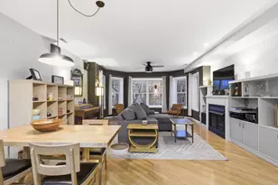 4250 N Mozart St, Chicago, IL 60618 - Photo 3