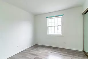 1324 Alpine Ct, Wheeling, IL 60090 - Photo 11