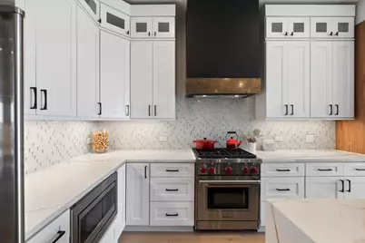 1767 W Rosehill Drive #403, Chicago, IL 60660 - Photo 5