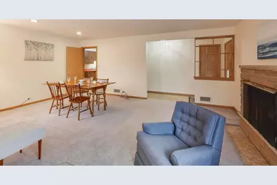 820 N Delphia Avenue, Park Ridge, IL 60068 - Photo 5