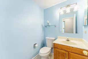 741 W Streamwood Blvd, Streamwood, IL 60107 - Photo 15