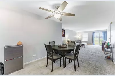 741 W Streamwood Boulevard #A, Streamwood, IL 60107 - Photo 5