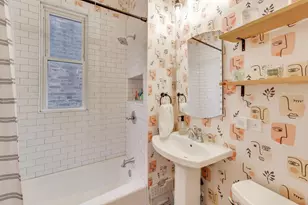 2706 N Lawndale Ave, Chicago, IL 60647 - Photo 27