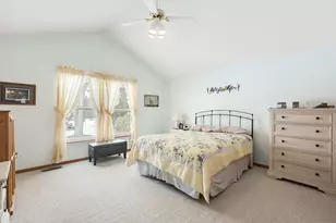 541 Blue Bonnet Ln, Woodstock, IL 60098 - Photo 11