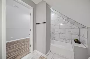 12356 S Green St, Calumet Park, IL 60827 - Photo 23