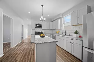 12356 S Green St, Calumet Park, IL 60827 - Photo 7