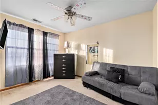 914 Cottonwood Dr, Elwood, IL 60421 - Photo 7