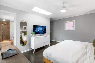 2415 N Janssen Ave, Chicago, IL 60614 - Photo 17