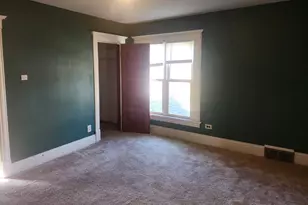 17 S McHenry Ave, Crystal Lake, IL 60014 - Photo 11