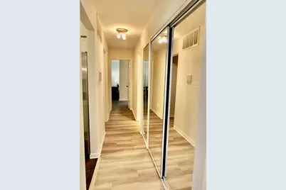 10 Old Oak Drive #103, Buffalo Grove, IL 60089 - Photo 5