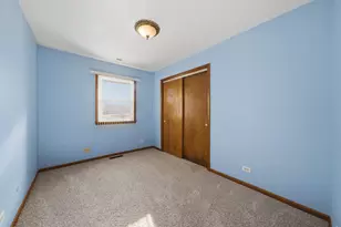 1255 Albert Dottavio Dr, Joliet, IL 60431 - Photo 9