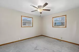 59 Wren Rd, Carpentersville, IL 60110 - Photo 17