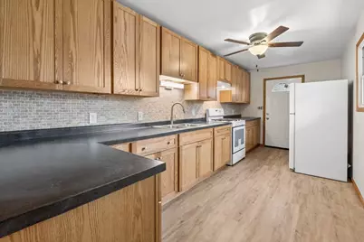 59 Wren Road, Carpentersville, IL 60110 - Photo 7