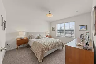 352 Bridgeview Ct, Saint Charles, IL 60174 - Photo 13