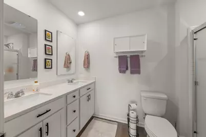 352 Bridgeview Court, Saint Charles, IL 60174 - Photo 15