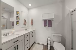 352 Bridgeview Ct, Saint Charles, IL 60174 - Photo 15