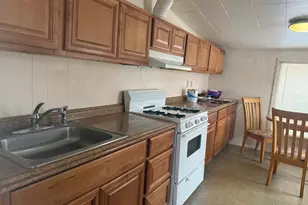 907 Center St, McHenry, IL 60050 - Photo 3