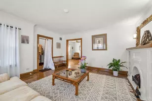 5229 W Potomac Ave, Chicago, IL 60651 - Photo 3