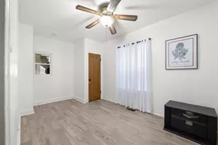 5229 W Potomac Ave, Chicago, IL 60651 - Photo 13