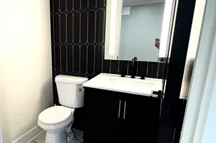 [Address not provided], Willowbrook, IL 60527 - Photo 13