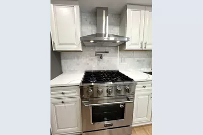 [Address not provided], Willowbrook, IL 60527 - Photo 9