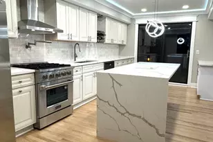 [Address not provided], Willowbrook, IL 60527 - Photo 3