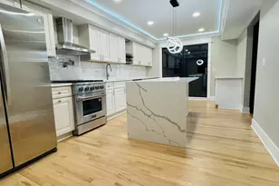 [Address not provided], Willowbrook, IL 60527 - Photo 5