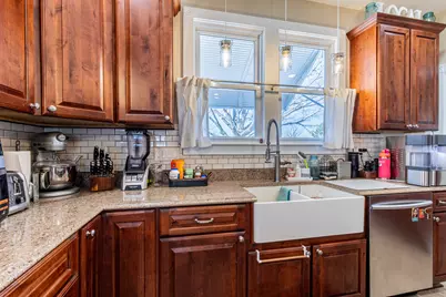 206 N Linn Street, Princeton, IL 61356 - Photo 7