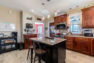 206 N Linn St, Princeton, IL 61356 - Photo 9