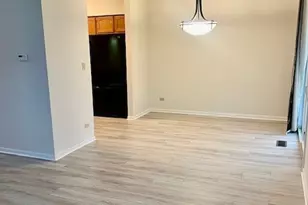 2724 Odlum Dr, Schaumburg, IL 60194 - Photo 7