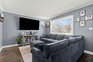 2023 S 23rd Ave, Broadview, IL 60155 - Photo 3