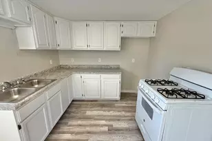 3612 Sunnyside Ave, Rockford, IL 61101 - Photo 11